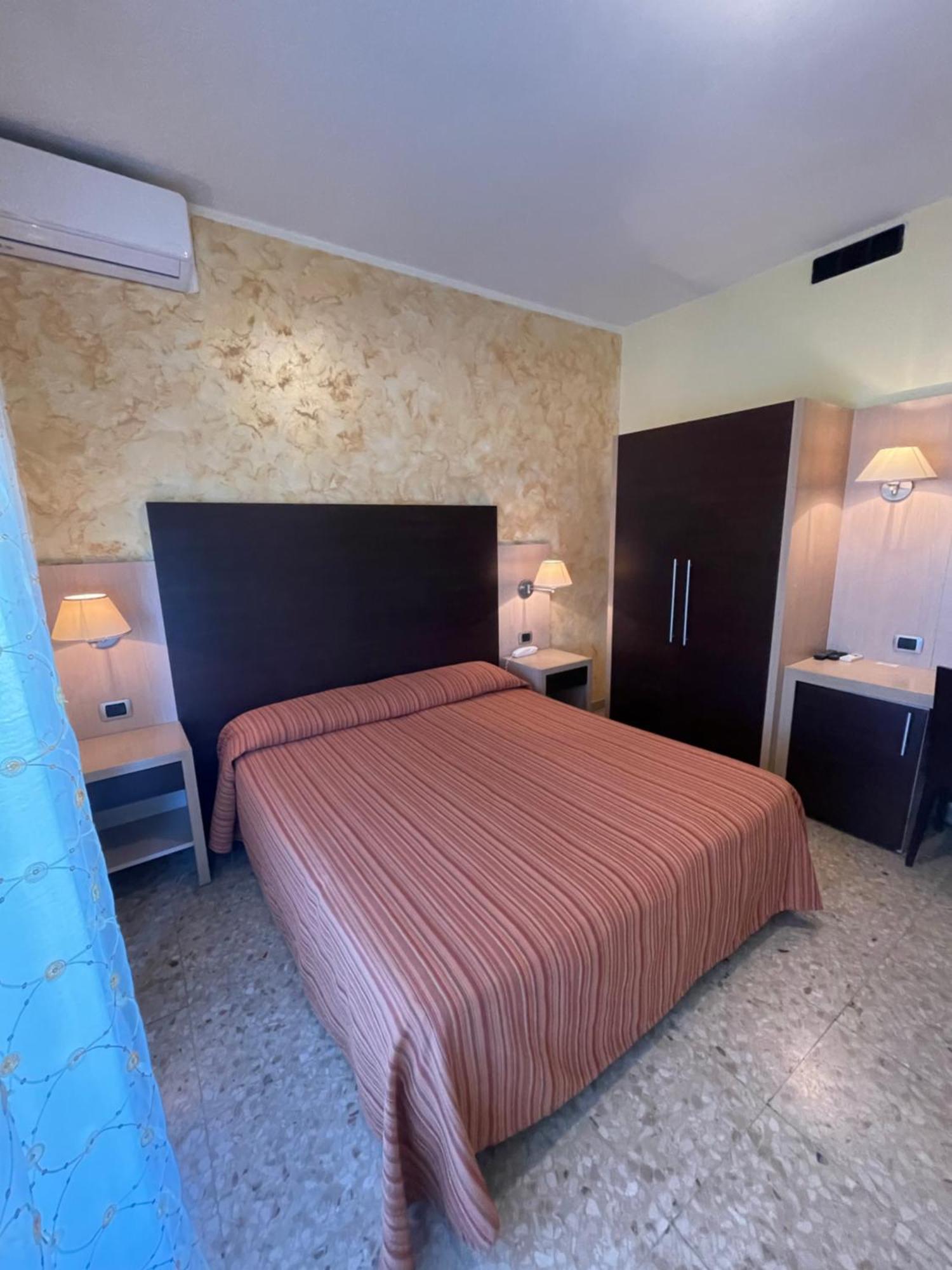 Hotel Promenade Porto Sant'Elpidio Exterior photo