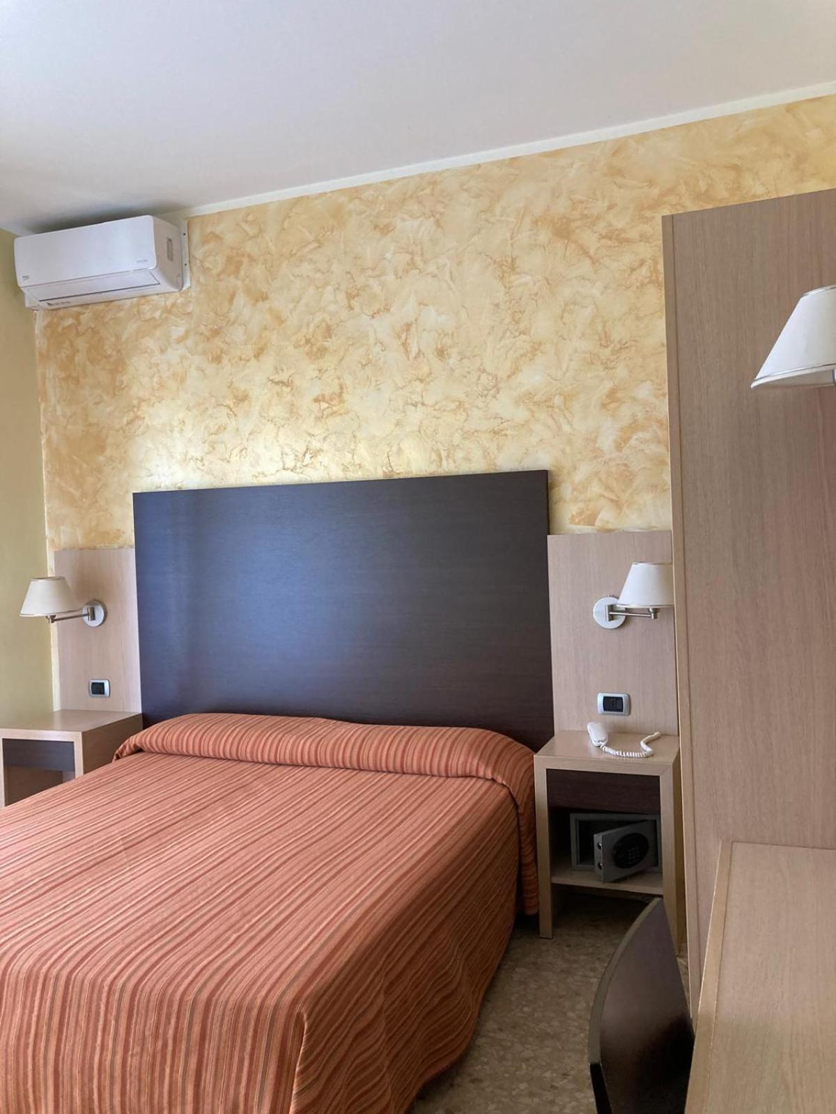 Hotel Promenade Porto Sant'Elpidio Exterior photo